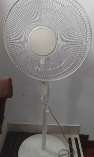 （分類：）位於 。 由 hann1987 提交（商品編號 1154374721，圖片 1）。簡介： 。
