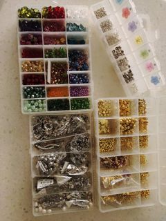(Category: ) located in . Submitted by le_prelovedshoppe (Listing ID 1154432603, Image 1). Description: .