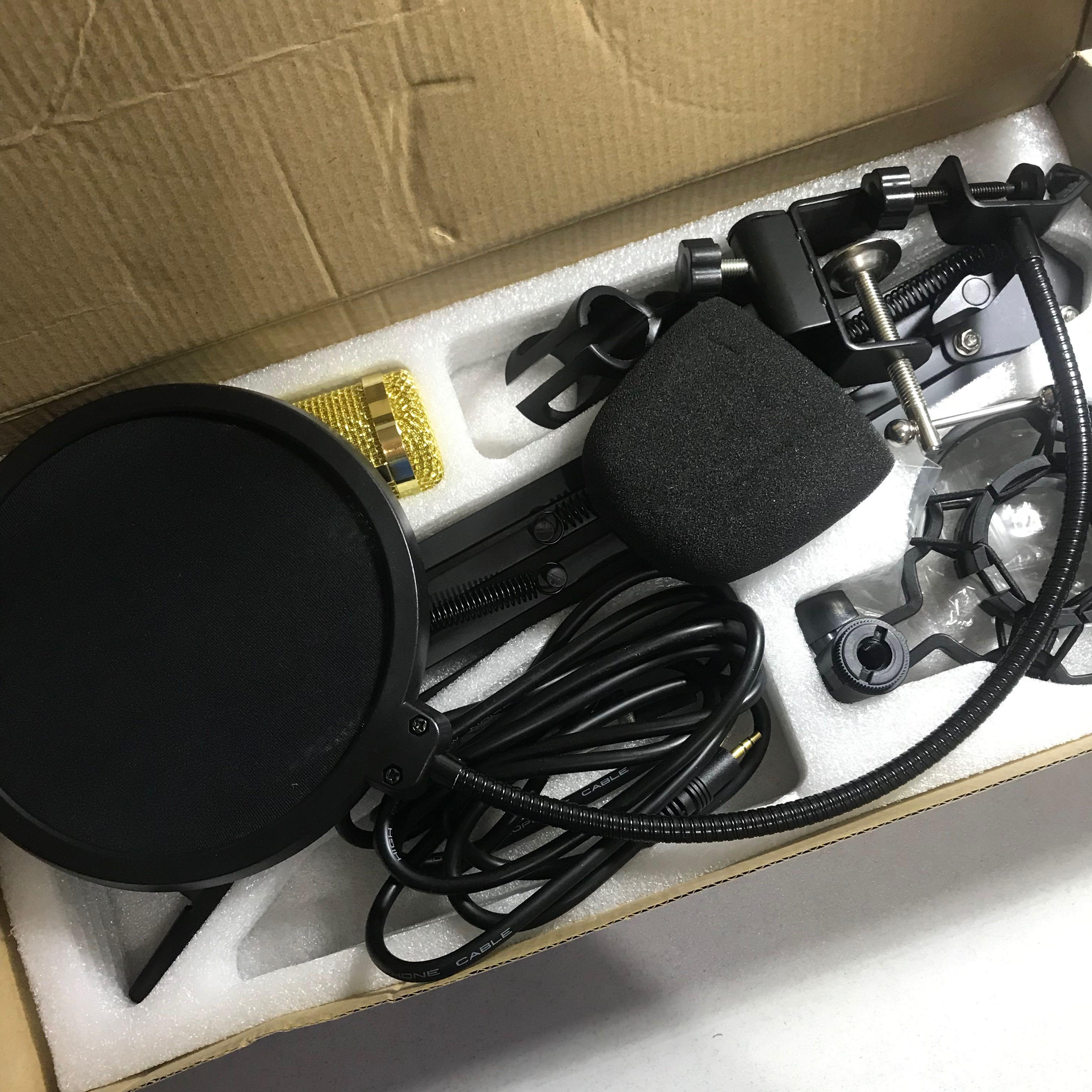 BM-800 Microphone Condenser with Audio Mixer (Category: Microphones) located in Bacoor. Submitted by keikooooo (Listing ID 1154509133, Image 2). Description: Isang beses ko lang nagamit. Rf: Need funds mop: gcash mod: ggx or lalamove.