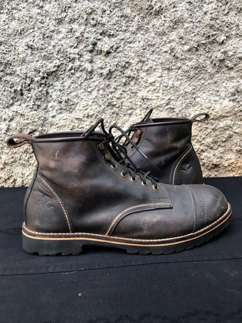 boots portblue merk Fesyen Pria Sepatu Sepatu Boot di Carousell