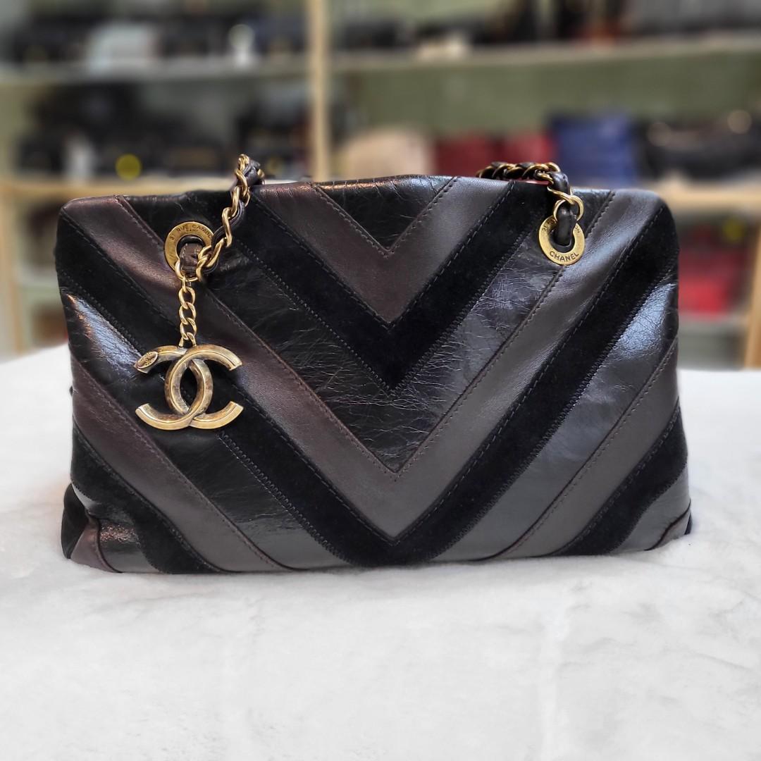 Chanel chevron lambskin - Gem