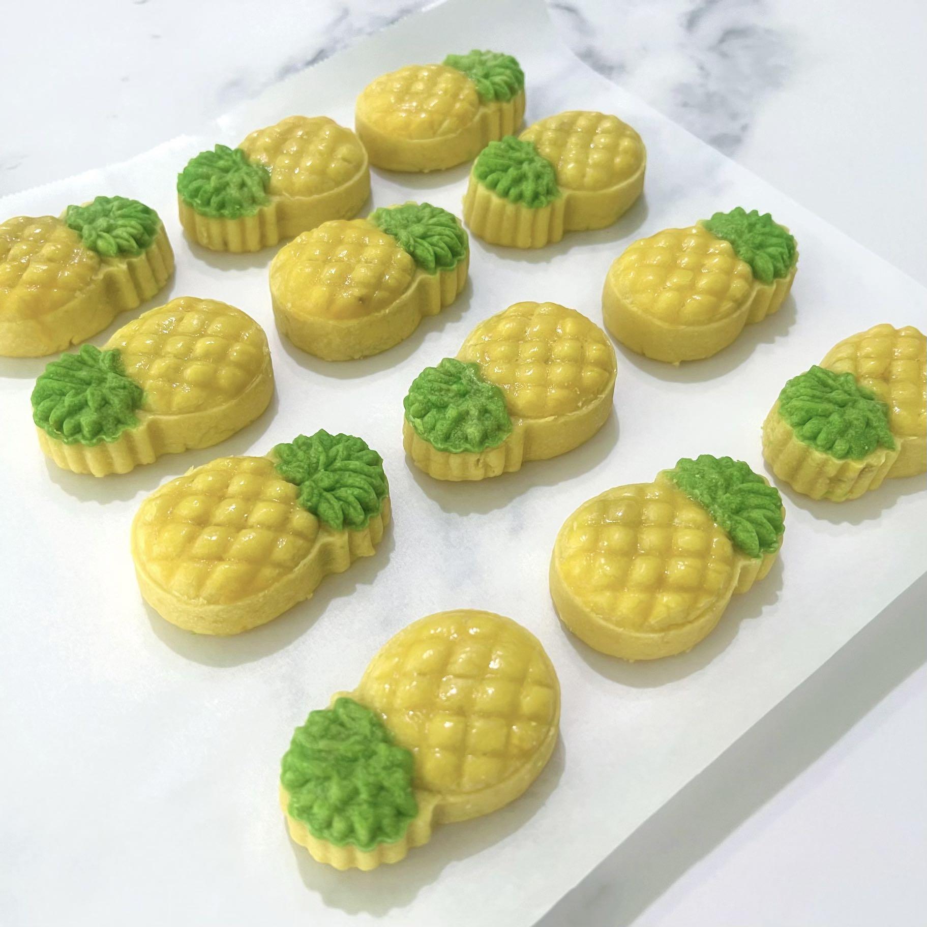 Pineapple Tart with Parmesan Cheese, Food & Drinks, Homemade Bakes on Carousell