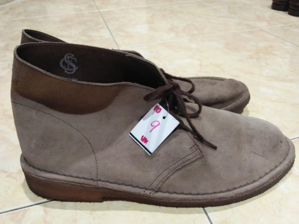 Clerk boots shop