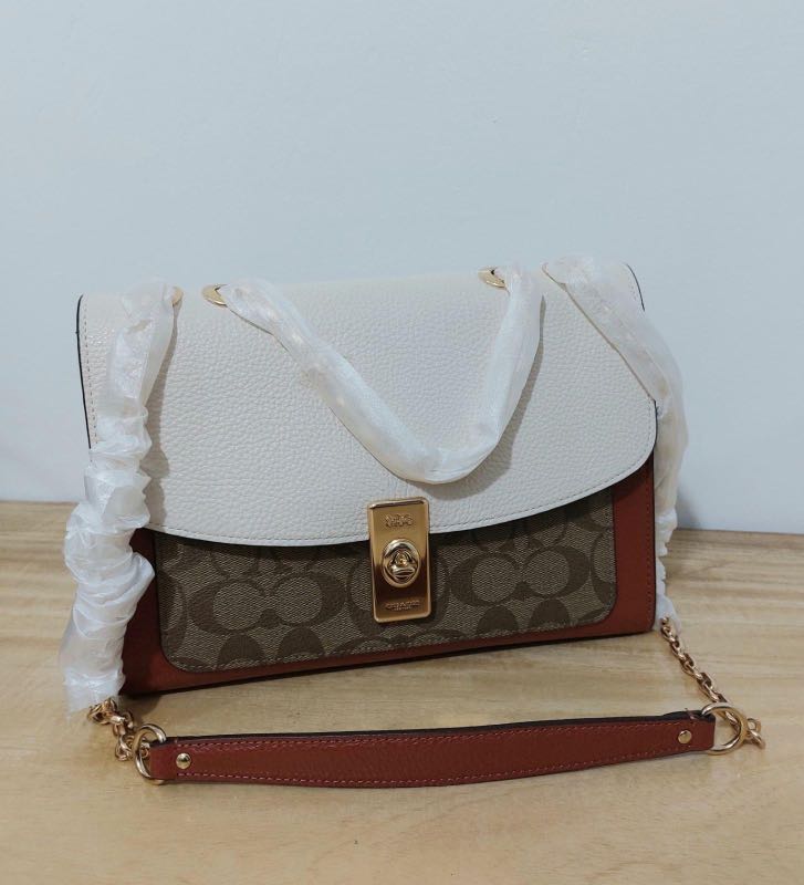 Coach lane shoulder bag Original, Luxury, Bags & Wallets on Carousell