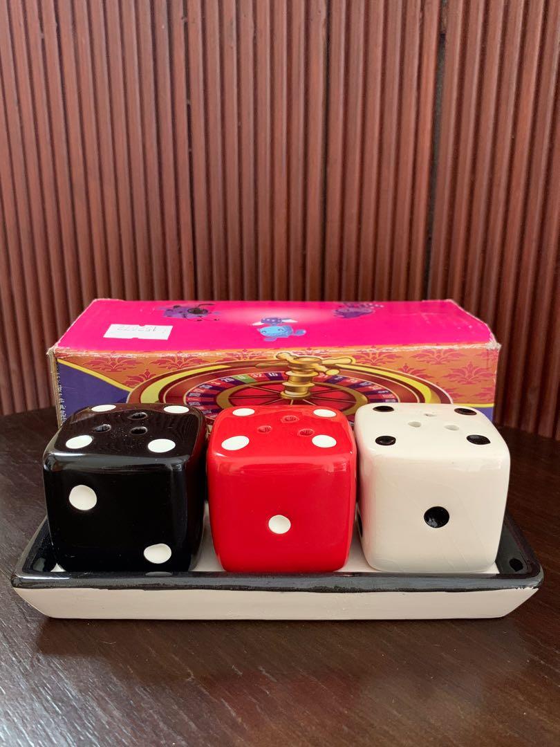 Dice Set Salt & Pepper Shakers (Category: Other Kitchenware & Tableware) located in Muntinlupa City. Submitted by isa.declutters (Listing ID 1154417206, Image 1). Description: .