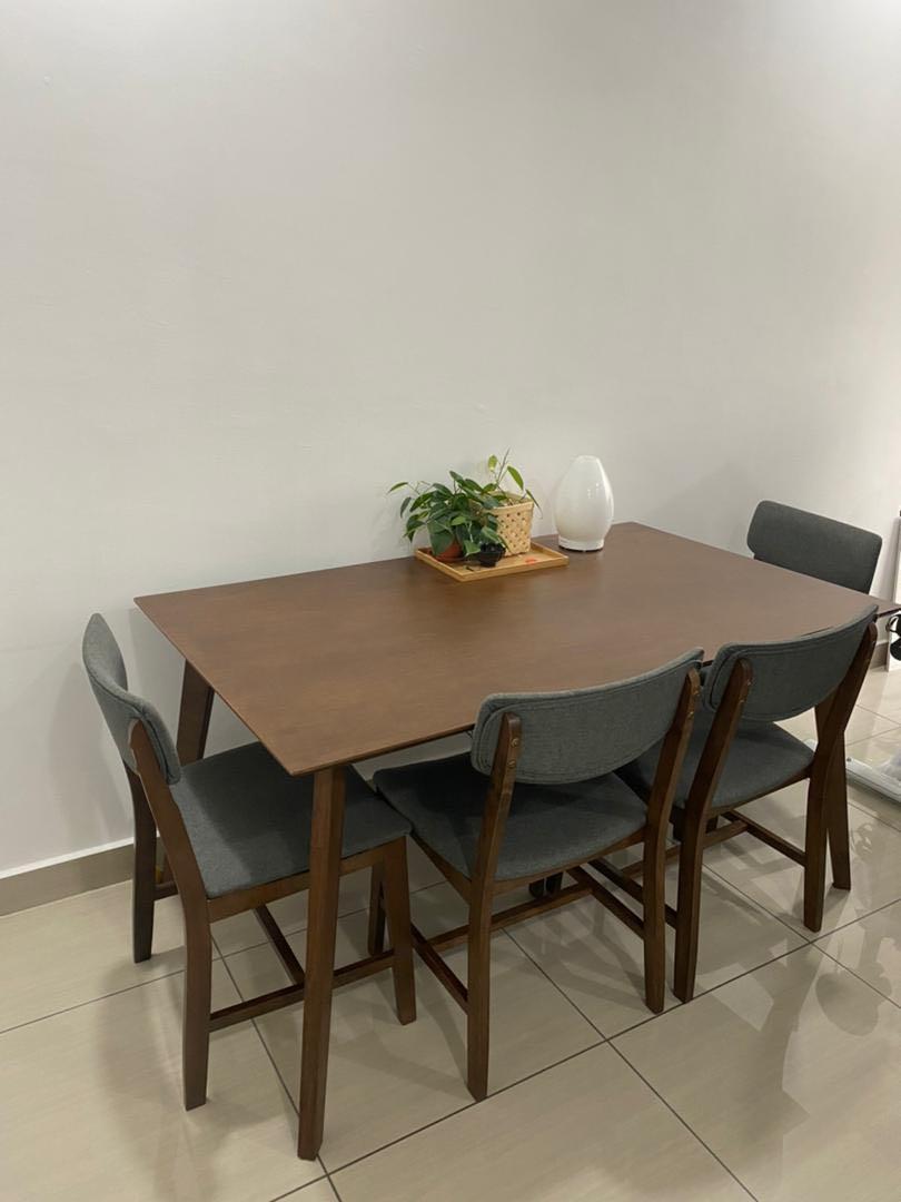 Dining Table set (1 table + 6 chairs), Furniture & Home Living