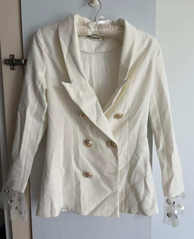 White blazer sale top