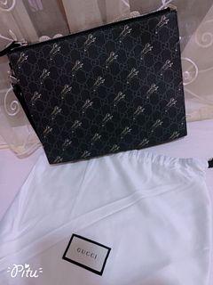 Gucci老虎手拿包