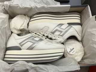 （分類：）位於 。 由 luxuryfever 提交（商品編號 1154507057，圖片 1）。簡介： 。