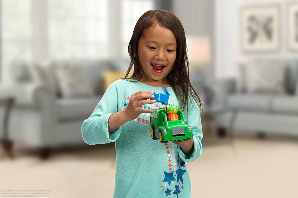 Combo Panda Toys Ryan's World Recycling Truck Toy With Gus The