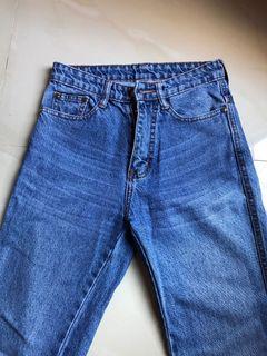 Jiniso jeans