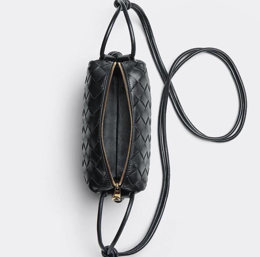 KOPA] Bottega Veneta Mini Loop intrecciato leather cross-body bag