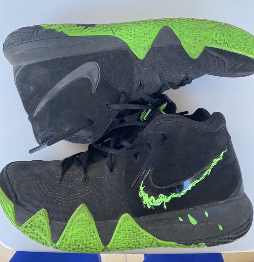 Kyrie 4 store halloween boys