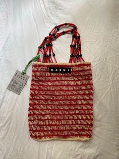（分類：）位於 。 由 num.n 提交（商品編號 1154538552，圖片 1）。簡介： 。