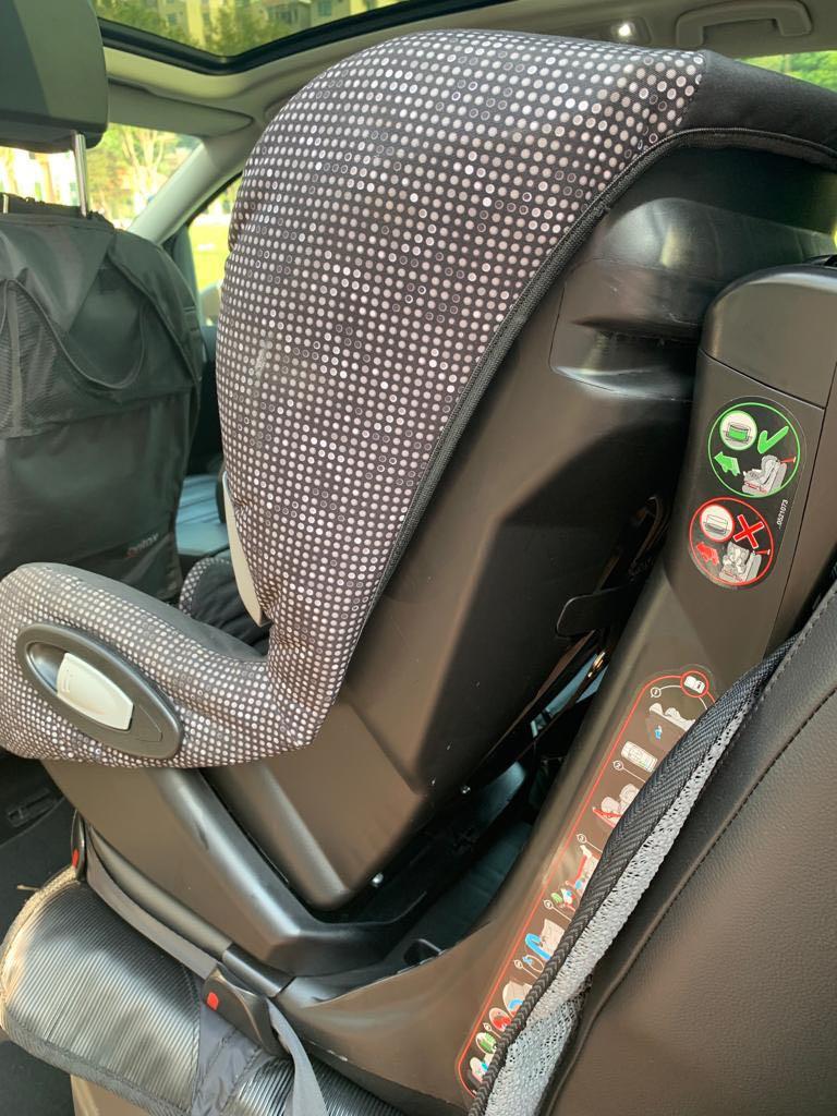 Maxi Cosi Axiss Swivel car seat, Babies & Kids, Going Out, Car Seats on