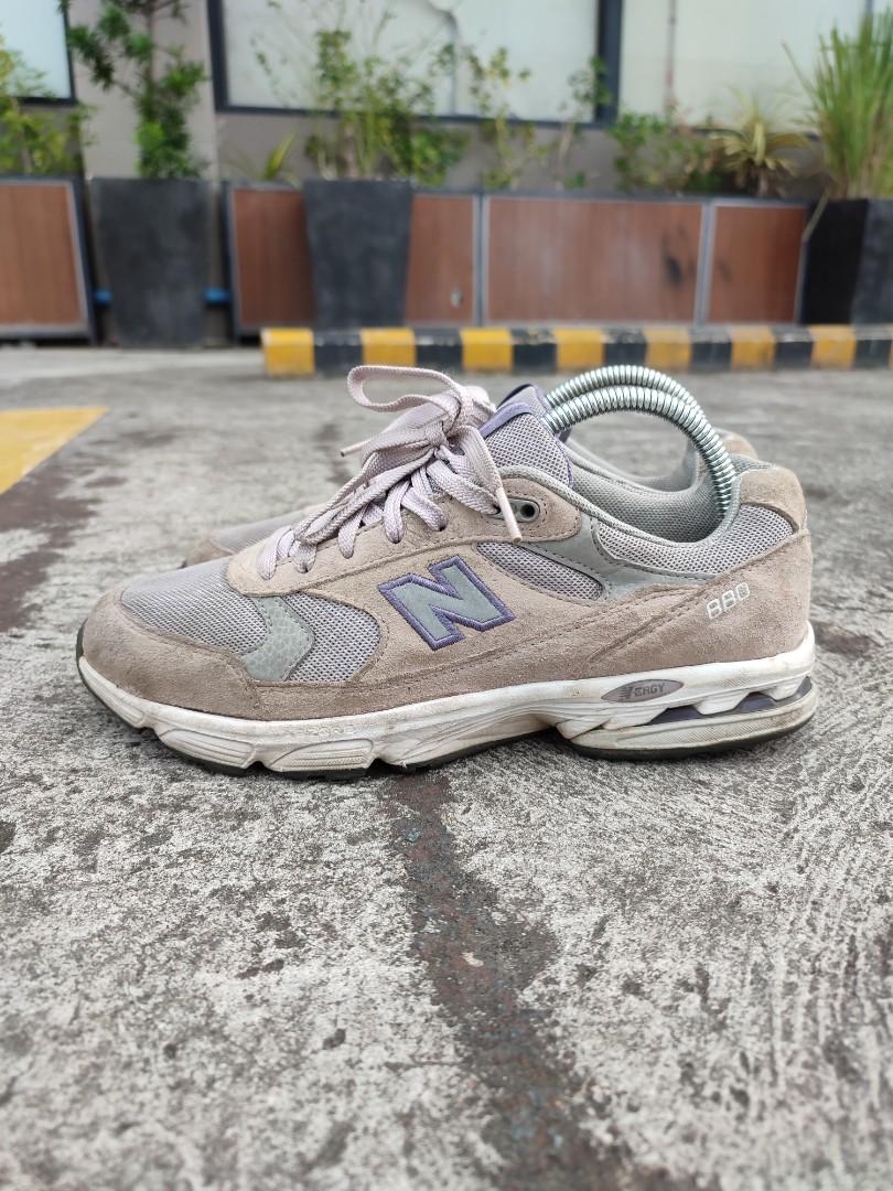 New balance 880 classic brown 2025