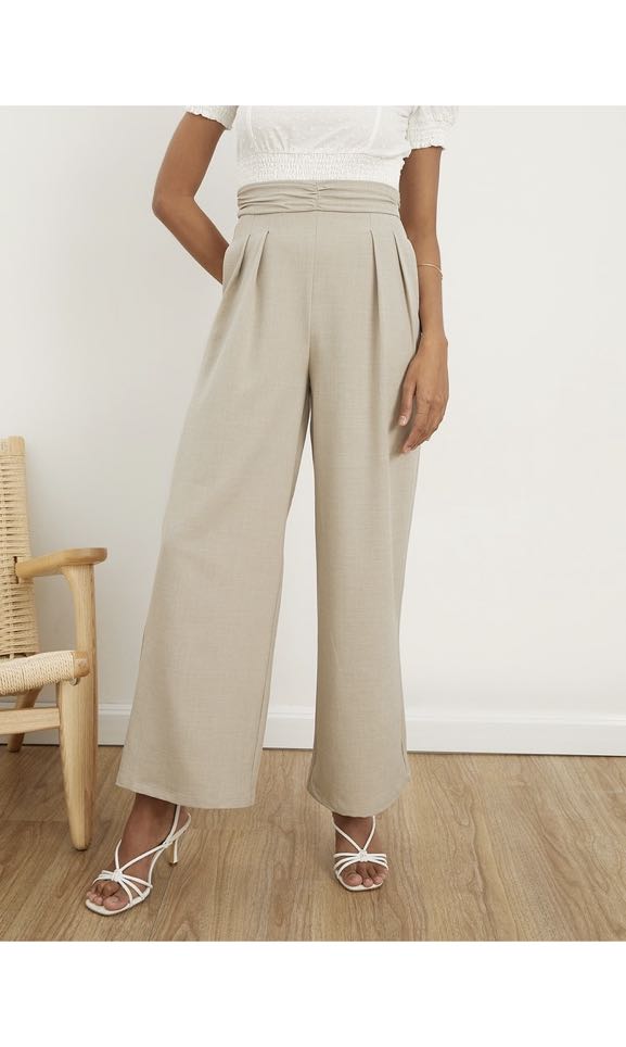 NEW POMELO Semi Pleated Wide Leg Pants 