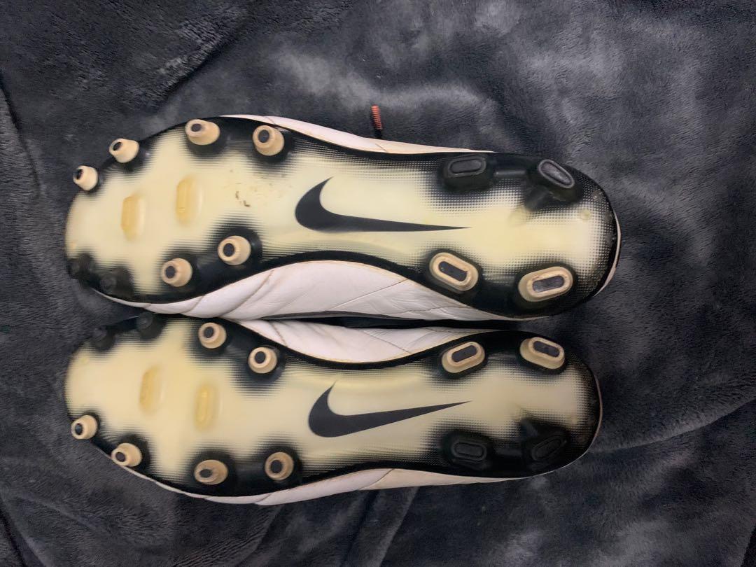 Nike tiempo carbone 2025