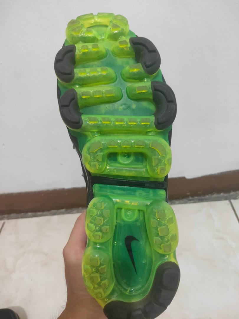 vapormax bolt