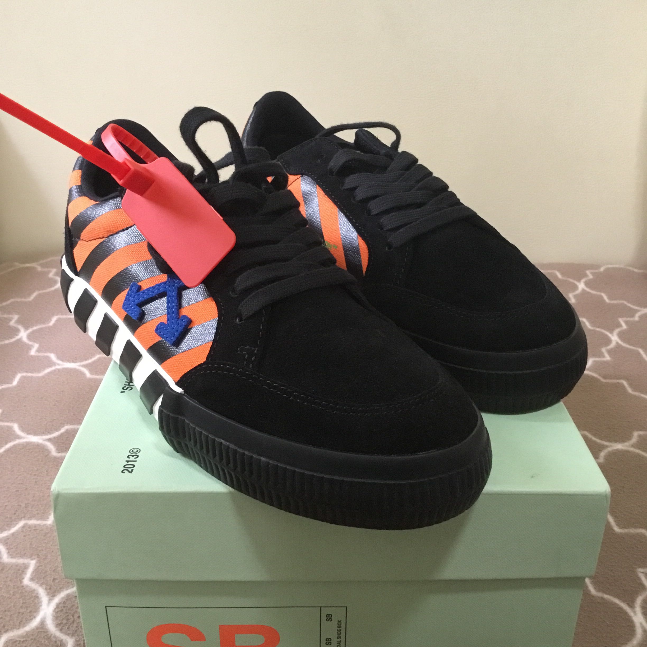 off white vulcanized orange