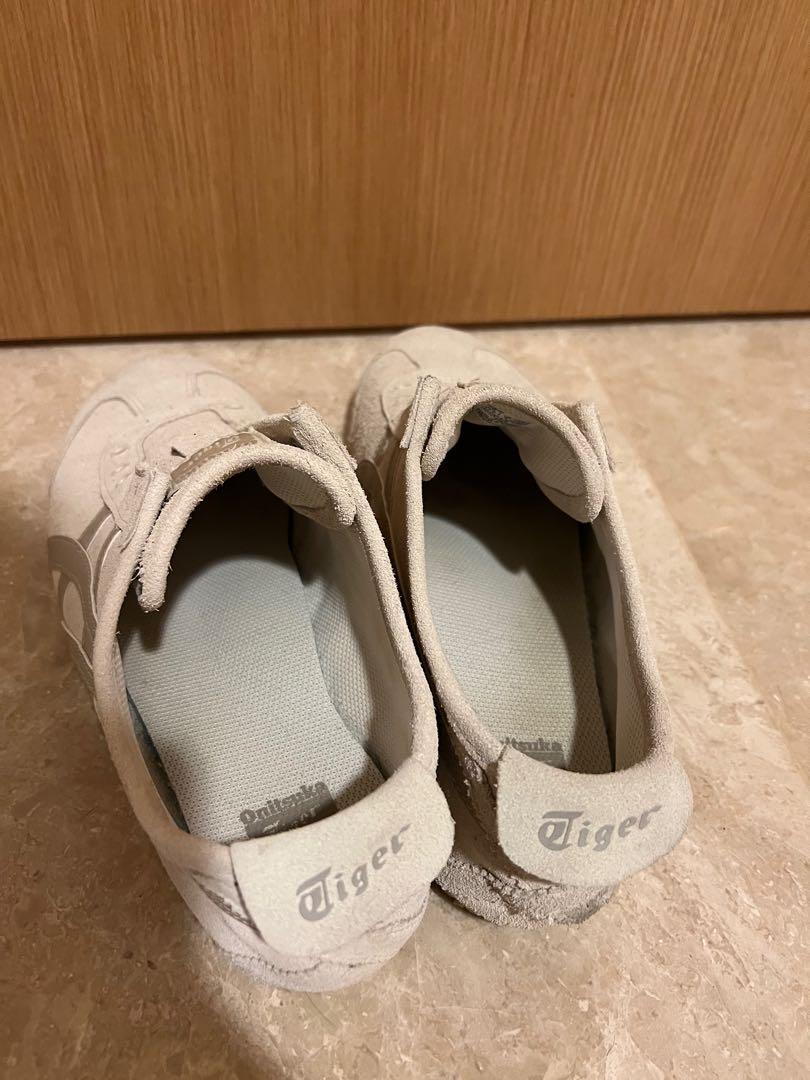 Onitsuka tiger (Category: Sneakers) located in Singapore. Submitted by Max33o (Listing ID 1154511197, Image 3). Description: Slip on, worn twice. Bored of the looks .
