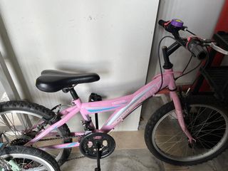 (Category: ) located in . Submitted by -niz- (Listing ID 1154373111, Image 1). Description: .