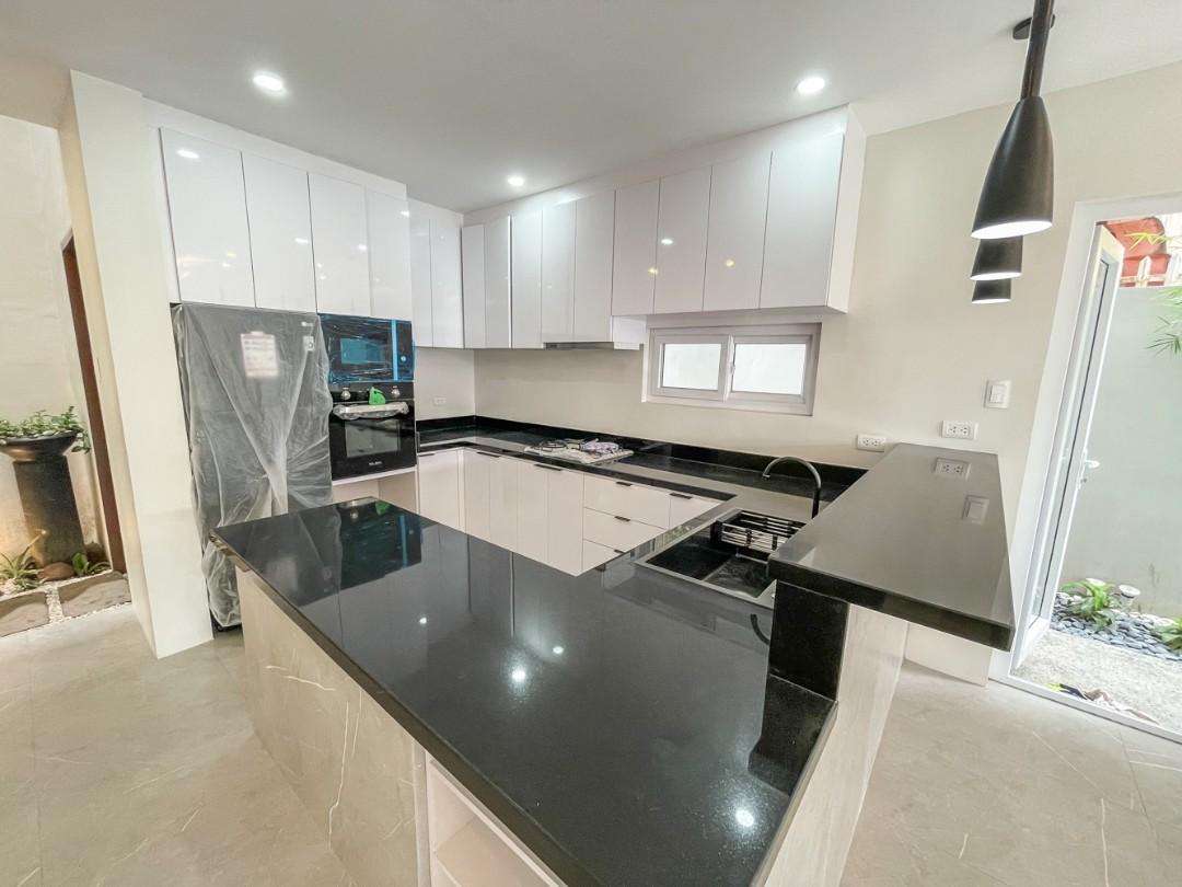 RA 5BR Corner 2 Storey House and Lot for Sale Located in Greenland Subdivision, Cainta Rizal