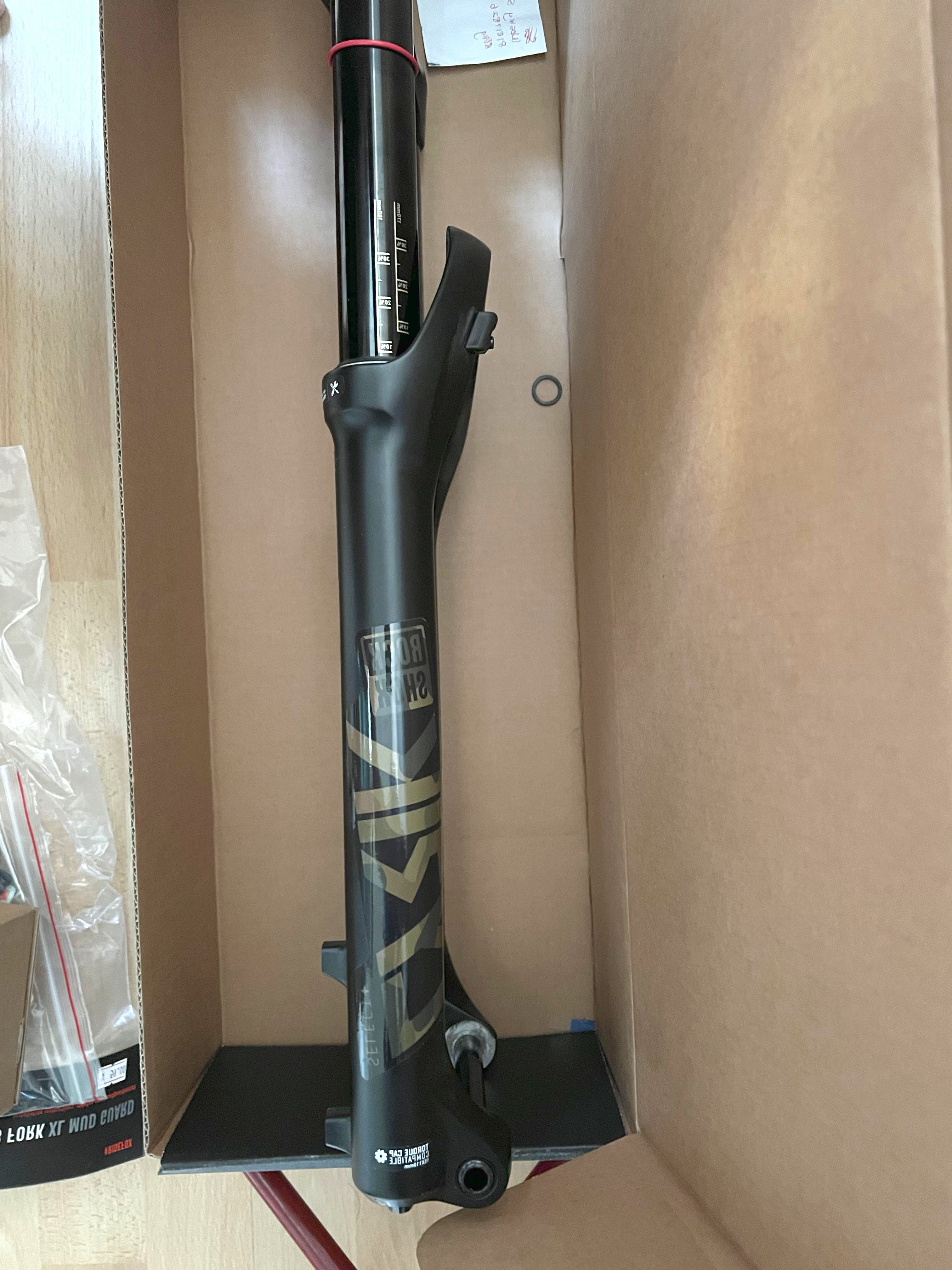 Rockshox yari 170mm 29 sales