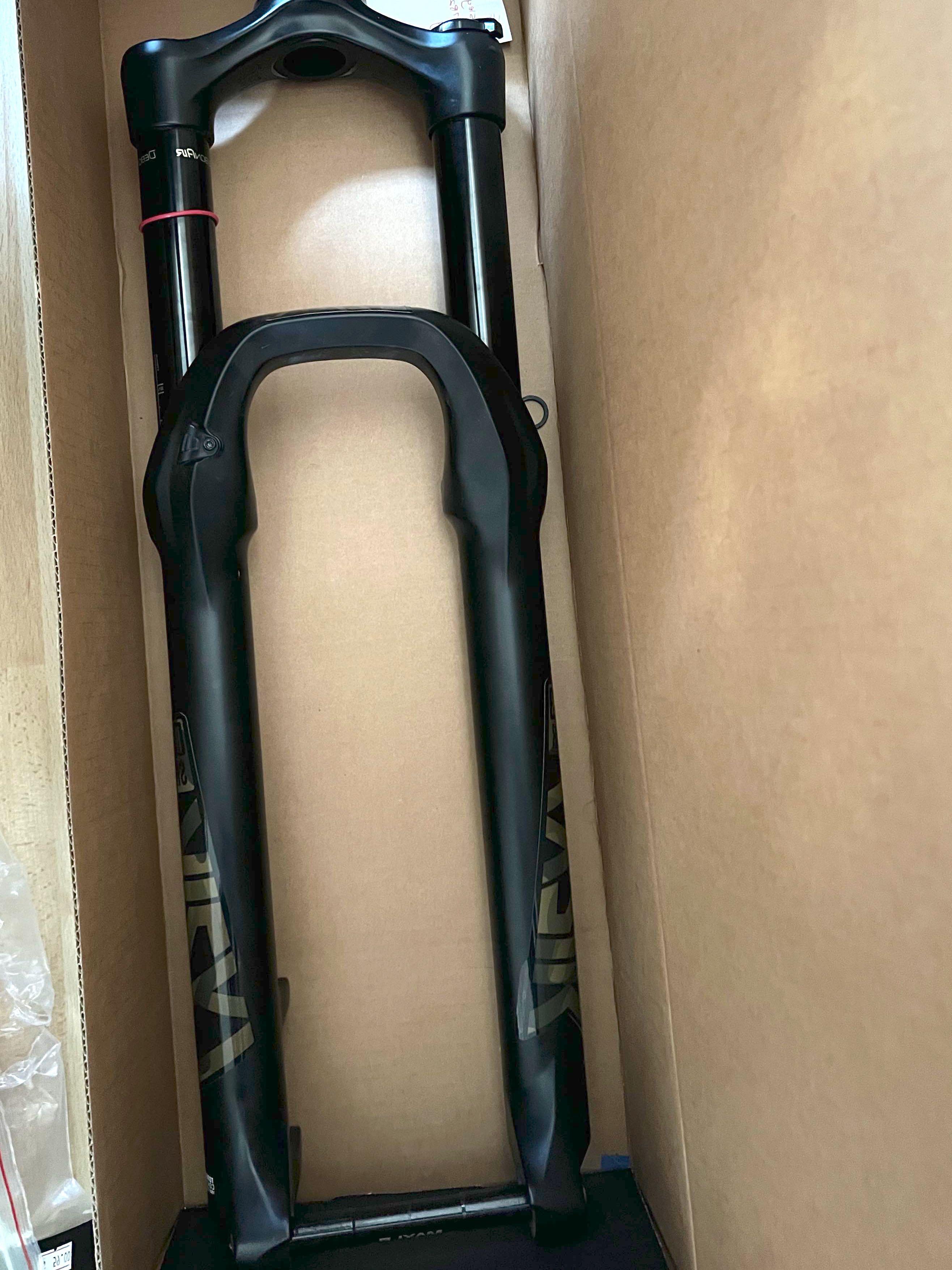 Rockshox yari 140mm hotsell 29