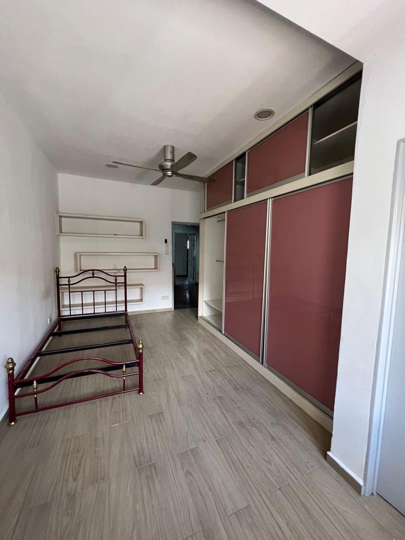 2sty Landed Terrace House 4 rooms Taman Wahyu Jalan ipoh, Property