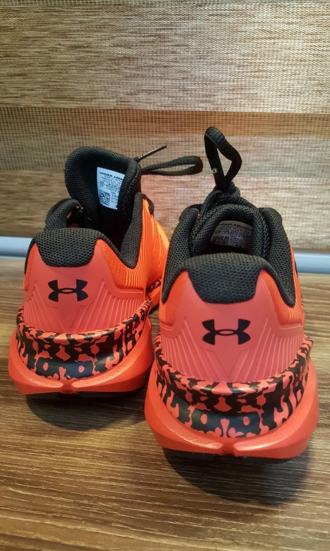 Under Armour Shoes for Kids (Category: Babies & Kids Fashion) located in Manila. Submitted by kikthans (Listing ID 1154376116, Image 2). Description: please see picture for size.