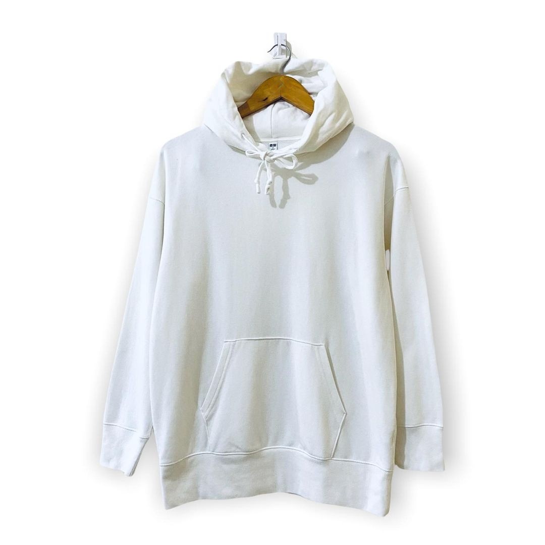 UNIQLO White Pullover Hoodie Men s Fashion Coats Jackets and