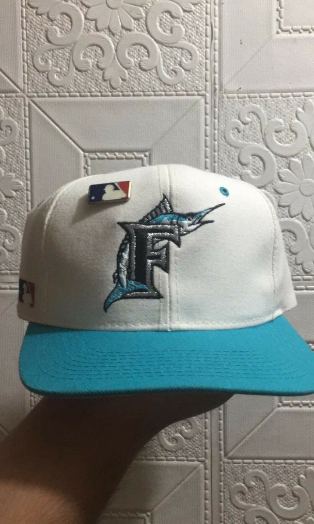 Florida Marlins Memorabilia – Super Sports Center