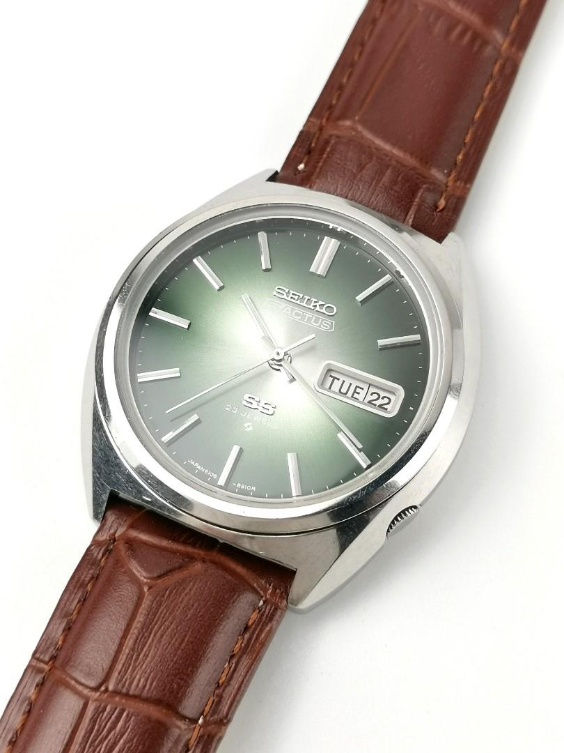 Vintage Seiko 5 Actus 6106-8670 Green Sunburst Watch, Men's Fashion,  Watches & Accessories, Watches on Carousell