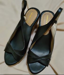 (Kategori: ) berada di . Dikirim oleh preloved_akuya (ID iklan 1154374393, Gambar 1). Deskripsi: .