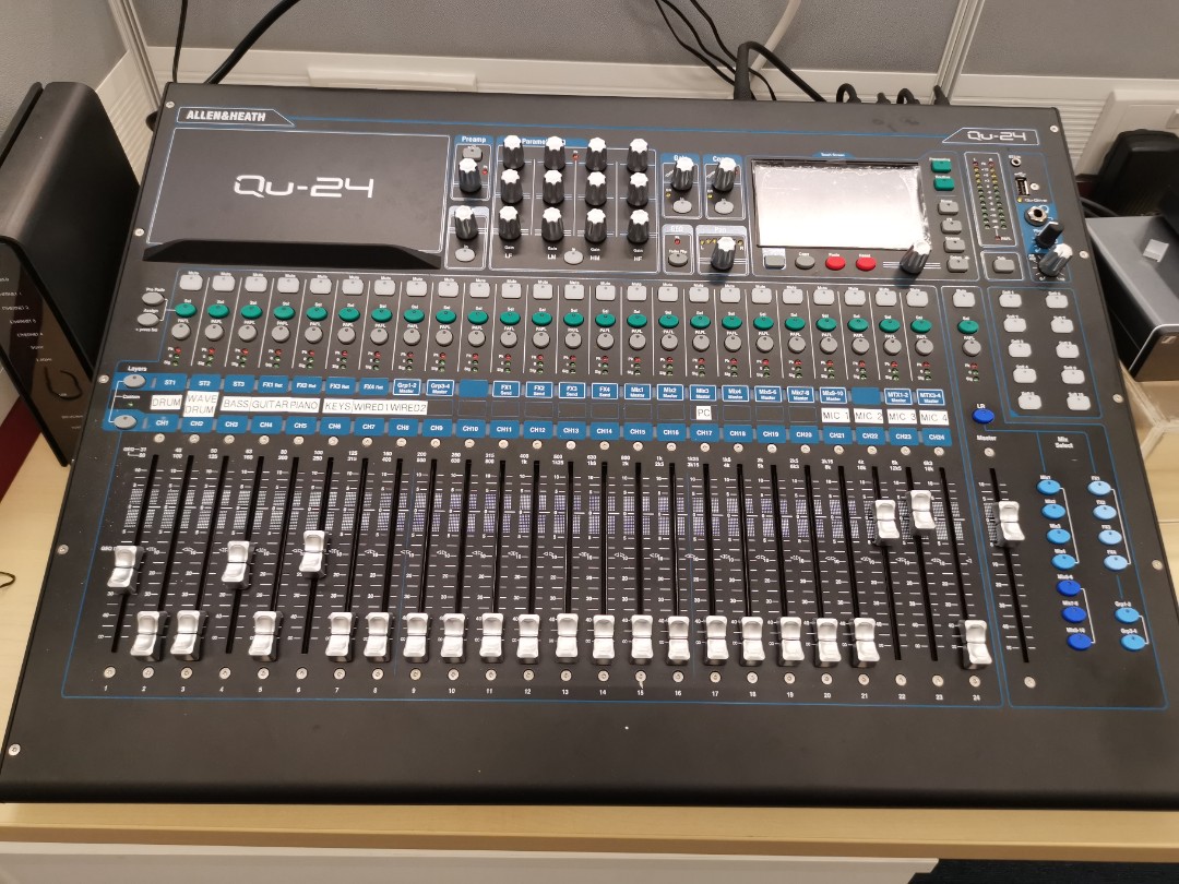 Allen and Heath QU 24, Audio, Other Audio Equipment on Carousell