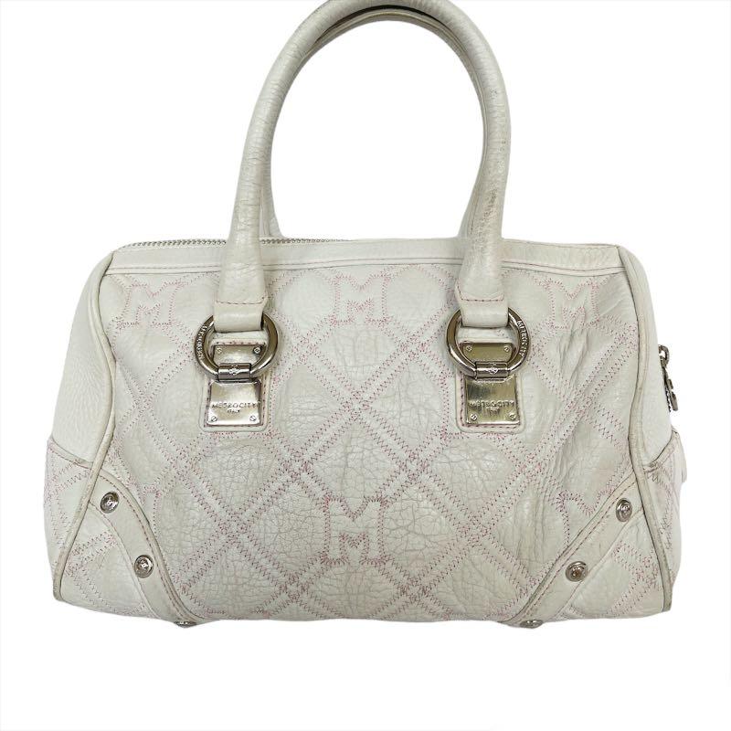 Auth Metrocity Quilted Handbag (Category: Tote Bags) located in Cotabato. Submitted by littlestuff08 (Listing ID 1154670802, Image 2). Description: Description: Style: Bag Condition: Used. Signs of usage and it needs cleaning. (please check photos for more details) Size: Please check measurents in the photos Mine @ Php 780 Inclusion/s: None. Note: For Preowned/Used Items, please manage your expectation. If you are meticulous w/ flaws or used clot