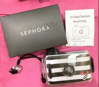 (Category: ) located in . Submitted by vanityboutique (Listing ID 1154732364, Image 1). Description: .