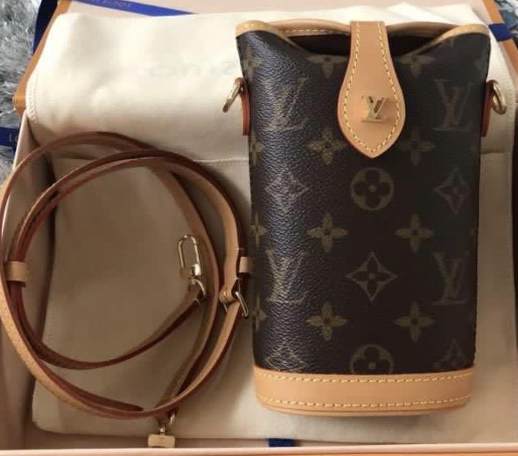 LV Fold Me Pouch Louis Vuitton Sling Bag, Women's Fashion, Bags & Wallets,  Cross-body Bags on Carousell