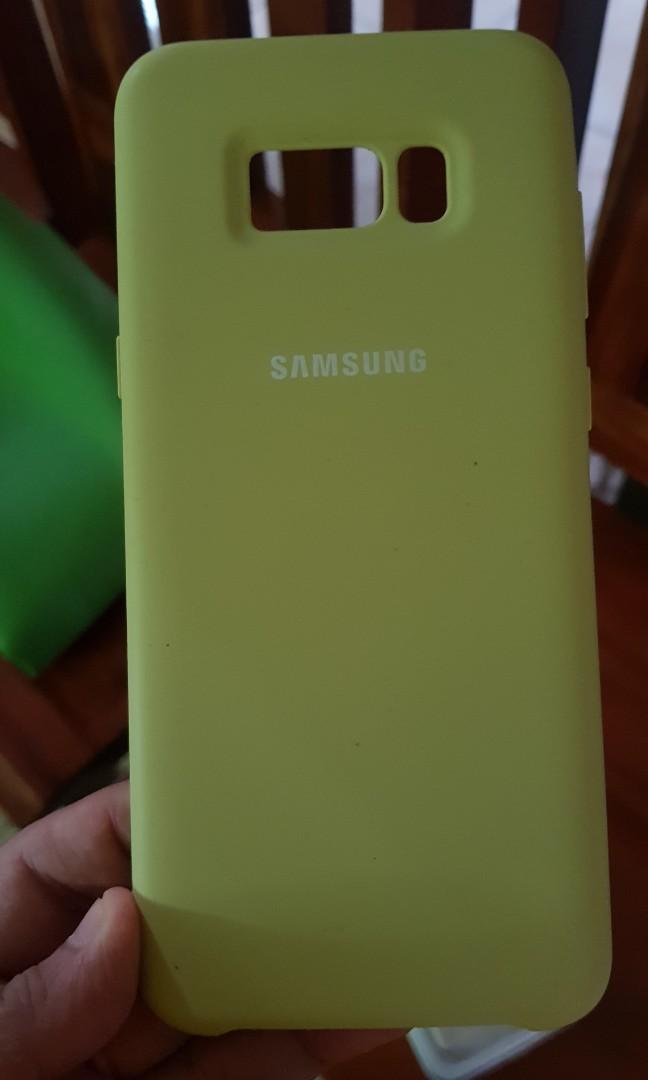 Brand new and Original Galaxy S8+ Casing (Category: Cases & Sleeves) located in San Pedro. Submitted by shopforlessbylei (Listing ID 1154593061, Image 2). Description: 1 brandnew plus 1 almost new s8 + casing.