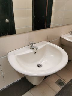 (Category: ) located in . Submitted by elysekym (Listing ID 1154618954, Image 1). Description: .