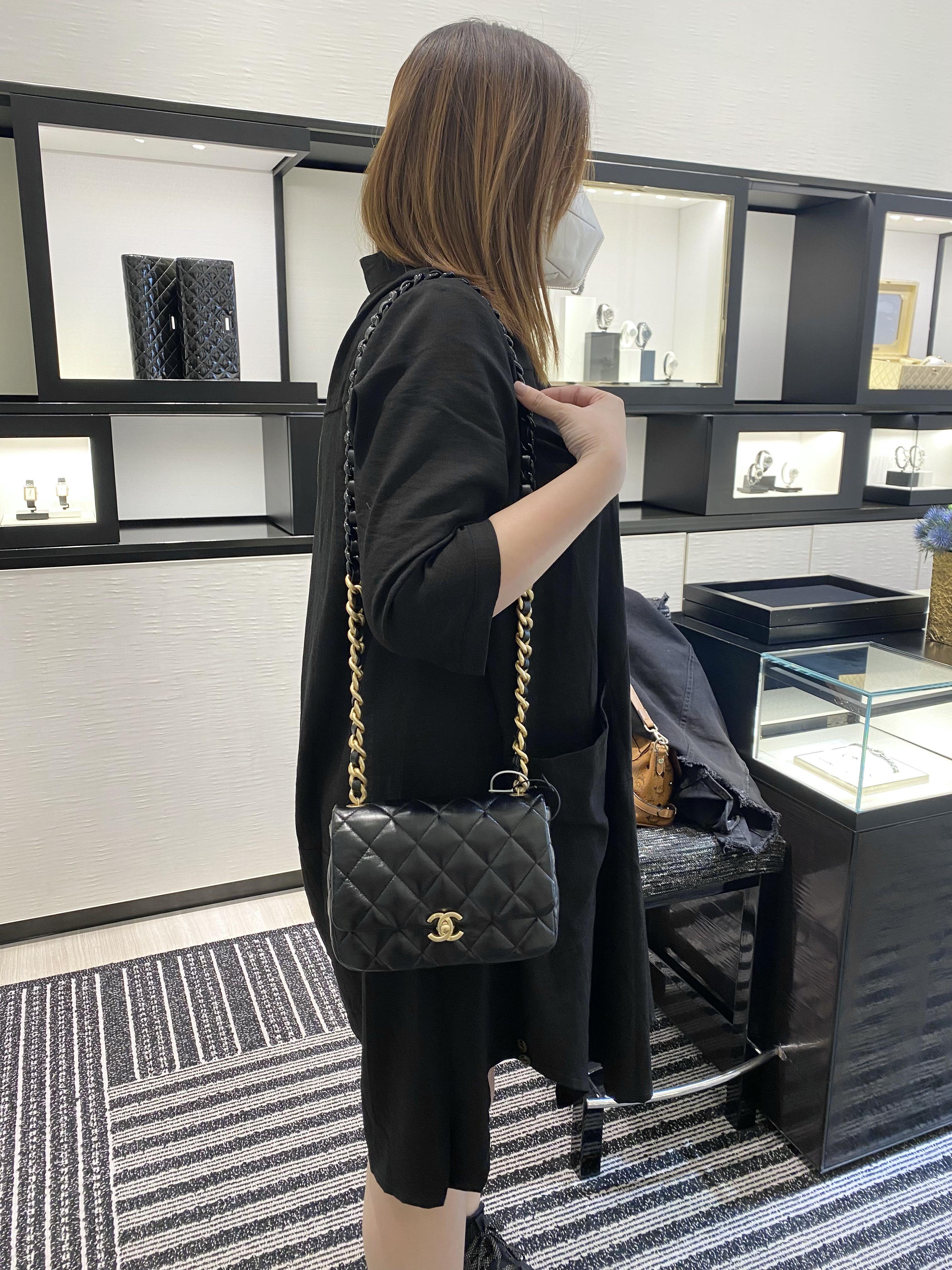 Chanel Matlasse 25 Double Flap Chain Shoulder Bag Black Gold