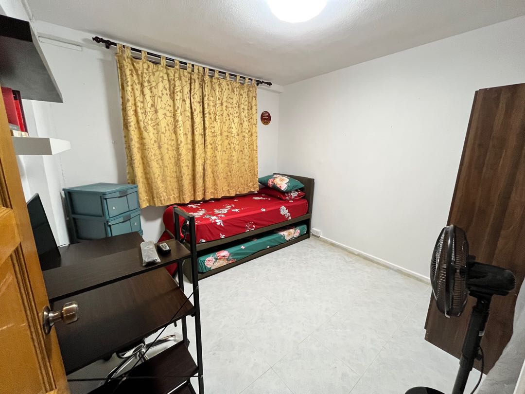 (Category: ) located in . Submitted by kxr_2 (Listing ID 1154696794, Image 1). Description: .
