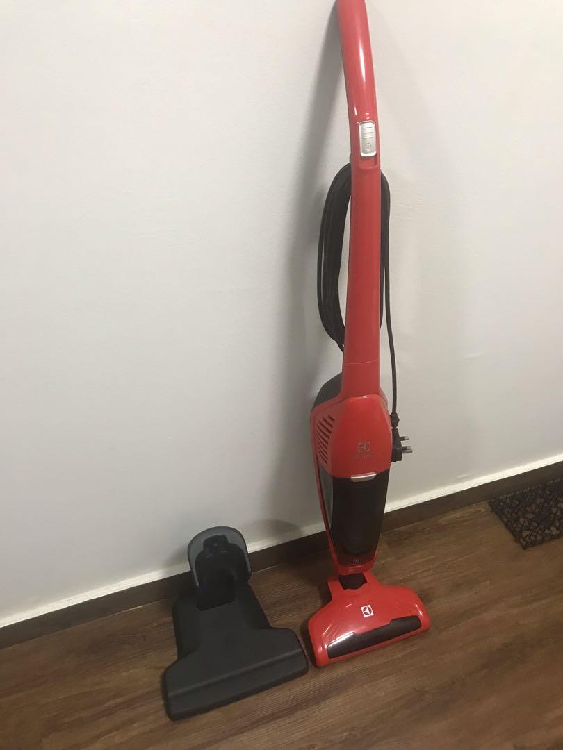 Electrolux Dynamica Pro Cordless Handstick Vacuum Cleaner EDYL35OR, TV