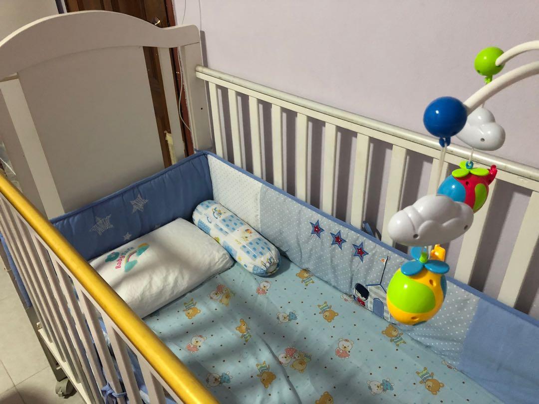 Free baby cot, Babies & Kids, Baby Nursery & Kids Furniture, Cots ...