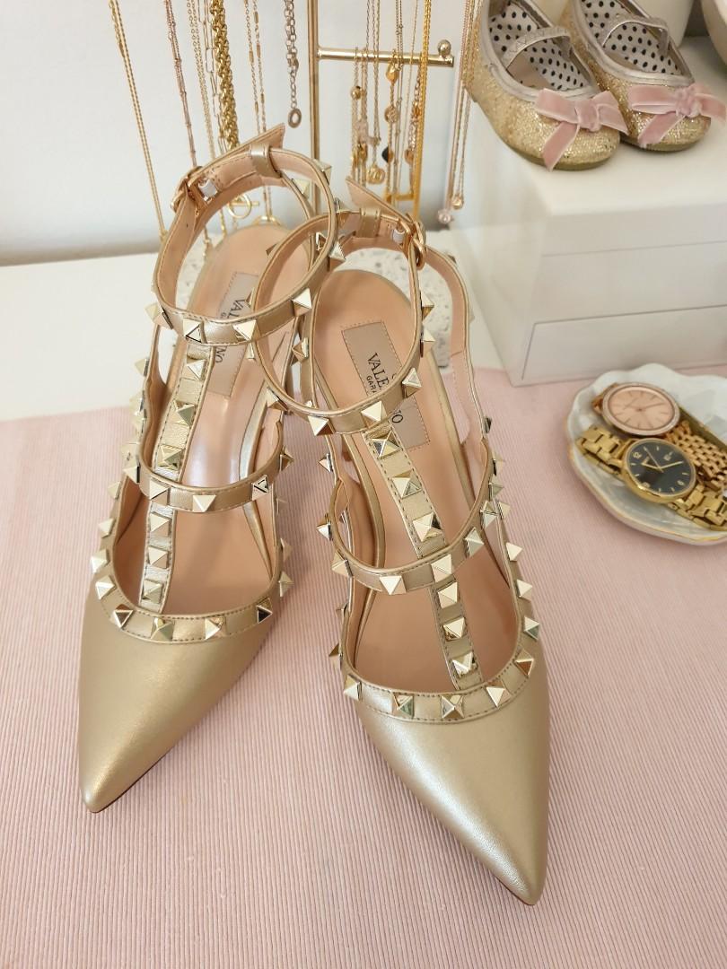 Gold valentino shoes online