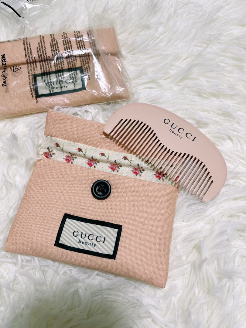 Gucci beauty comb + pouch vip free gift make up floral vintage pink bag,  Women's Fashion, Watches & Accessories, Hair Accessories on Carousell