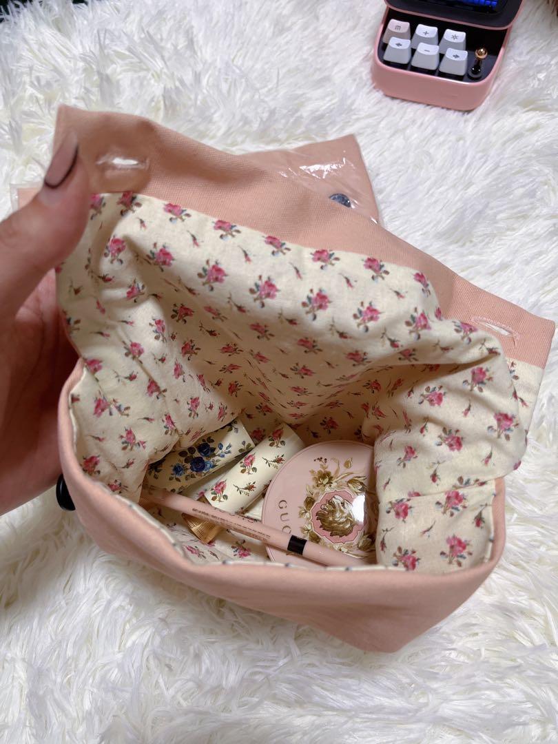 Gucci beauty pouch vip free gift make up floral vintage pink bag, Women's  Fashion, Bags & Wallets, Purses & Pouches on Carousell