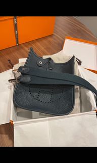 （分類：）位於 。 由 olivia.ww 提交（商品編號 1154585370，圖片 1）。簡介： 。