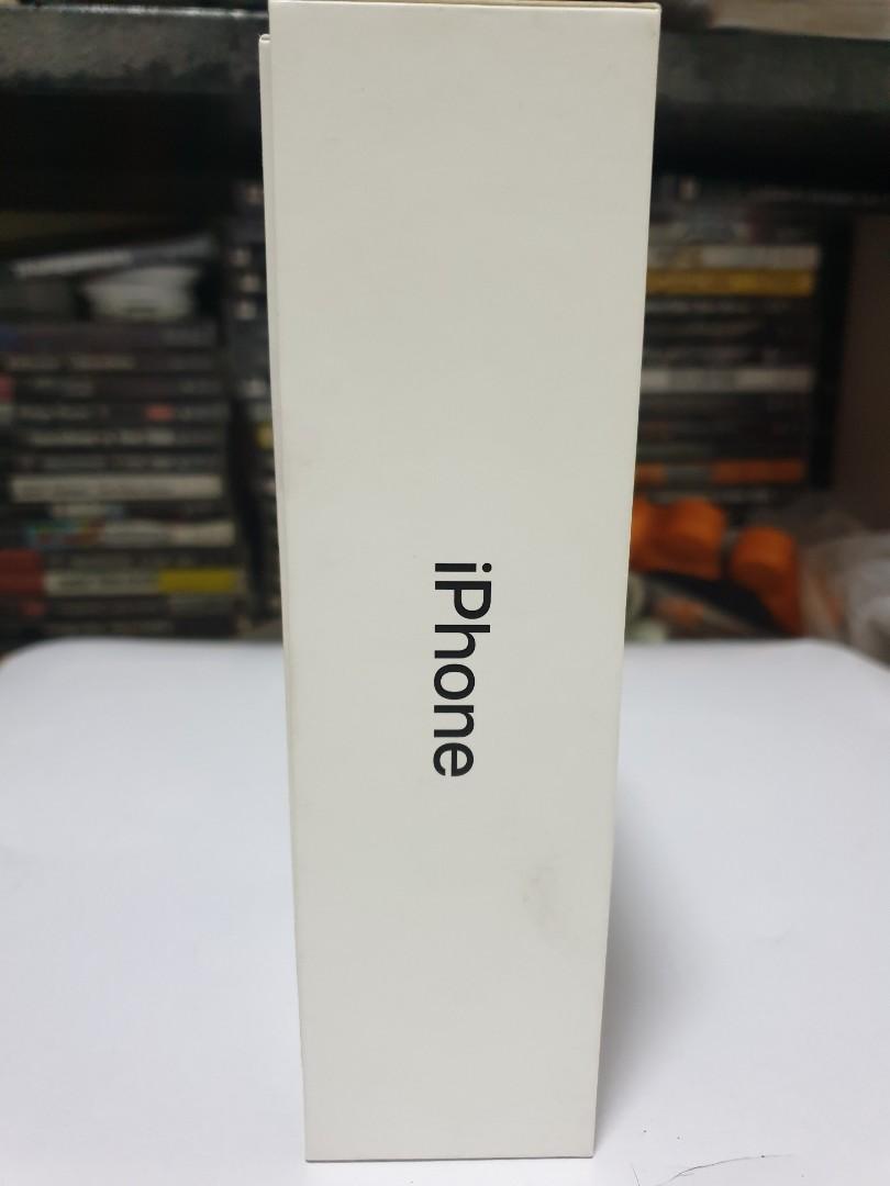 Iphone XS Max Phone Box Only (Category: iPhone X Series) located in Quezon City. Submitted by itemsforadoption (Listing ID 1154670844, Image 2). Description: Item: Iphone XS Max phone box Price: 400 Item description: Original phone box for the Iphone XS Max. This is just the box and manual. No phone is inside. You can use this for display Mode of delivery/shipping: Grab, Lalamove, shopee Mode of payment: Bank transfer to aub or bdo, gcash, paymay